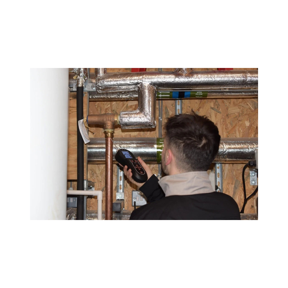 Panther portable gas leak detector